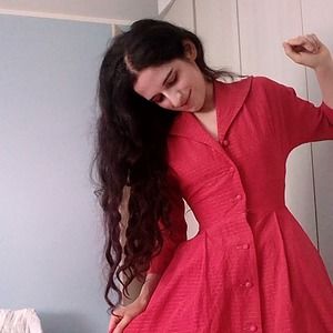 Meet your Posher, Laura